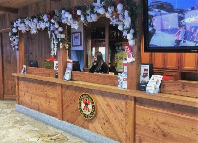  Our reception 